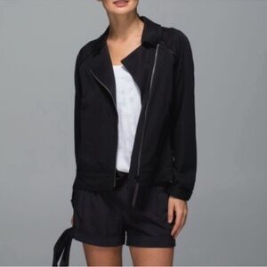 Lululemon Soft Summer Jacket Size 4 Women's Black